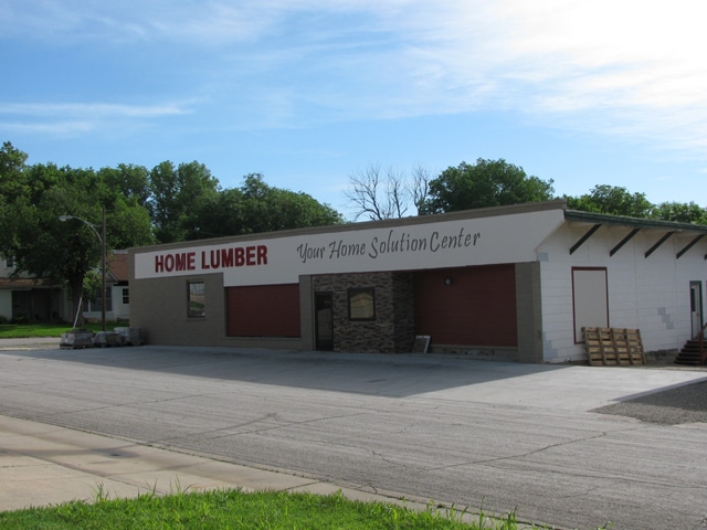 Exterior picture of Home Lumber, Eureka, Kansas.